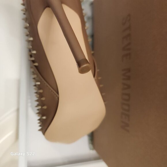 Steve Madden Vapor Mocha Ankle Booties. NIB. Size: various - Picture 4 of 10